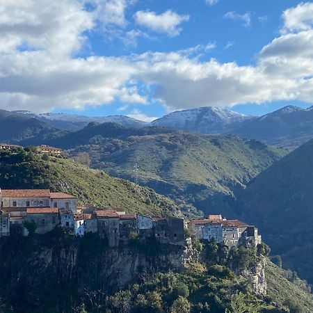 La Terrazza Nel Borgo Hotel Tortora Bagian luar foto