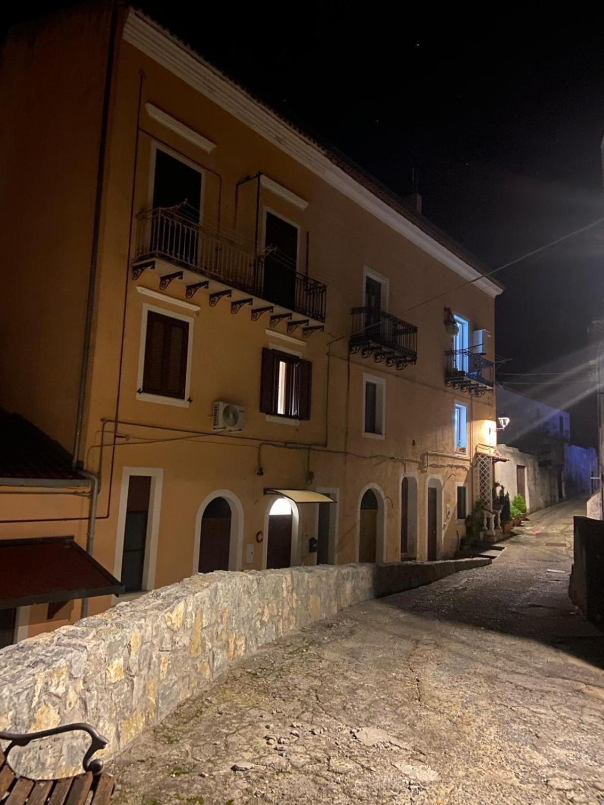 La Terrazza Nel Borgo Hotel Tortora Bagian luar foto