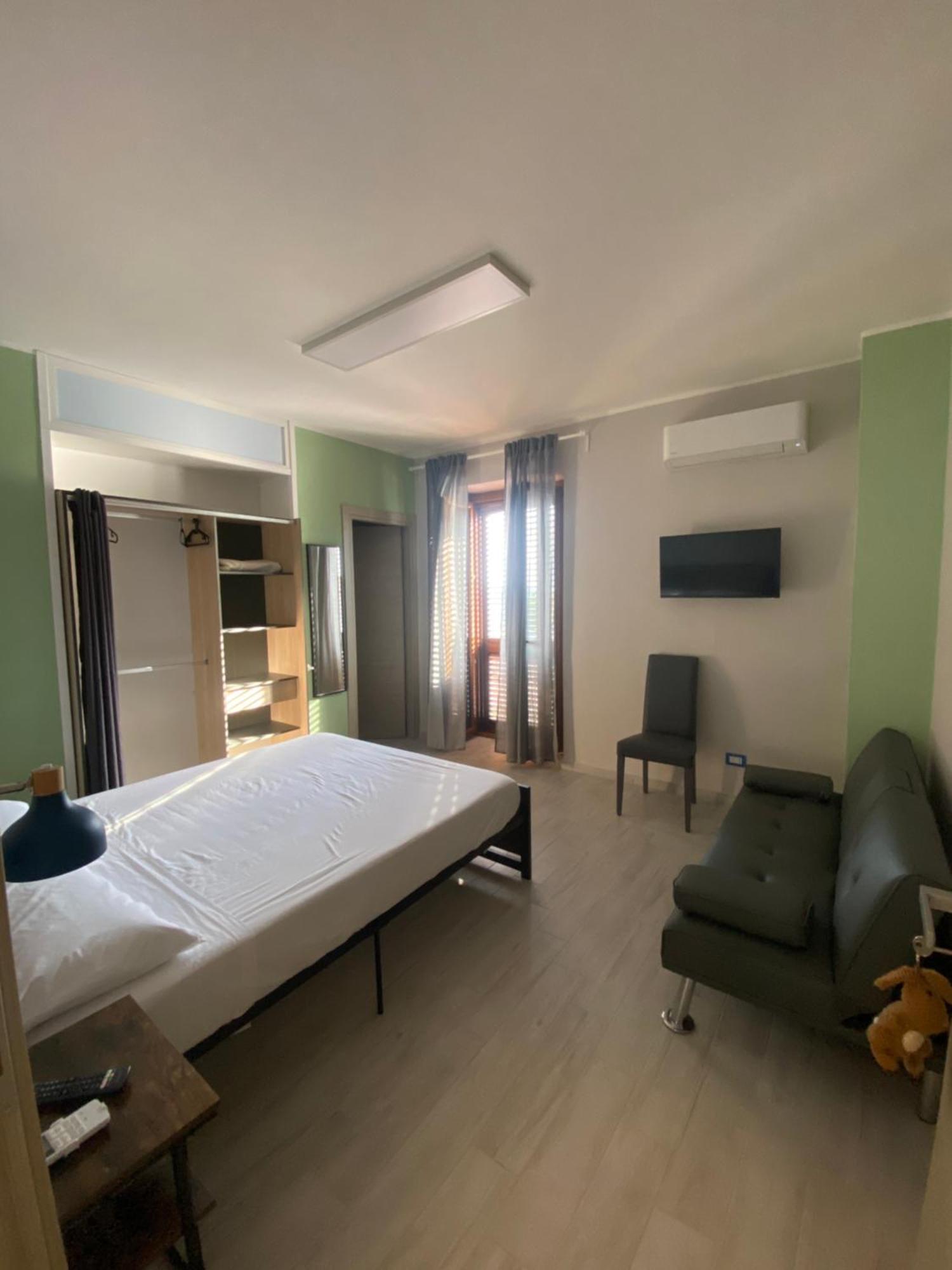 La Terrazza Nel Borgo Hotel Tortora Bagian luar foto
